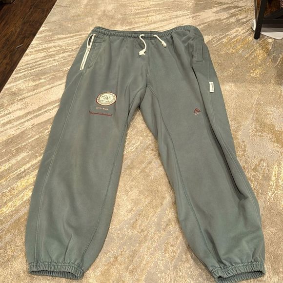 Nike standard issue men's drop-fit joggers size XXL in EUC - Picture 1 of 11